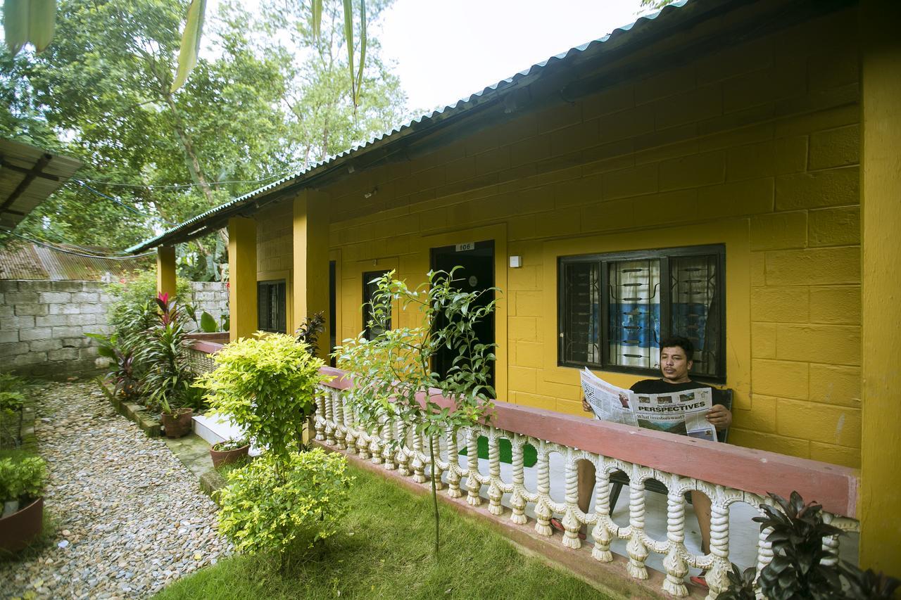 Sauraha Nana Hotel מראה חיצוני תמונה